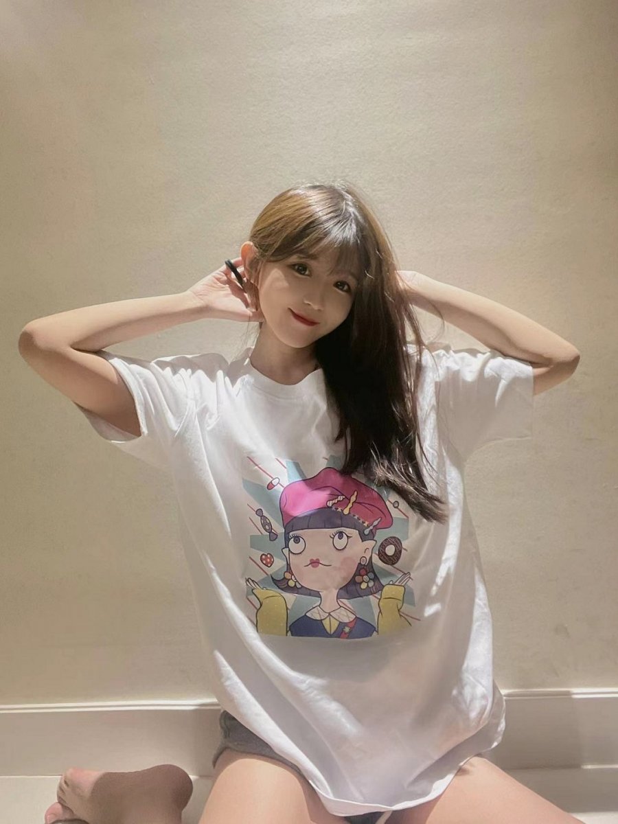 十三白-鳍女子-玩世03-T恤白色纯棉落肩T恤