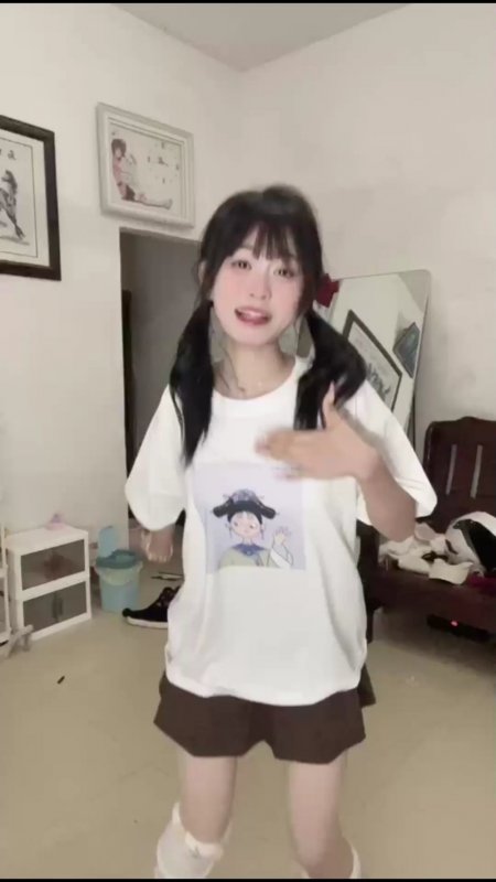 后宫佳丽三千#1234纯棉白色落肩直喷T恤