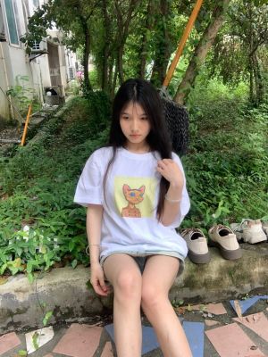 被宠坏的德文猫 #54纯棉白色落肩直喷春夏男女短袖圆领T恤
